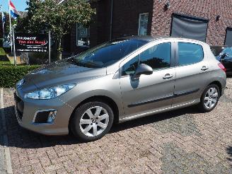 krockskadad bil auto Peugeot 308 1.6 Vti Access 2012/4