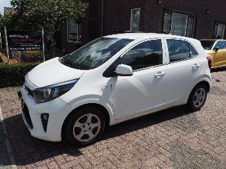 Auto incidentate Kia Picanto 1.0 Dpi ComfortLine 5P 2023/11