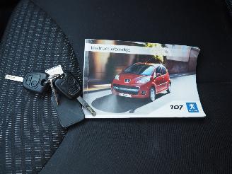 Peugeot 107 1.0 Active Automaat picture 25