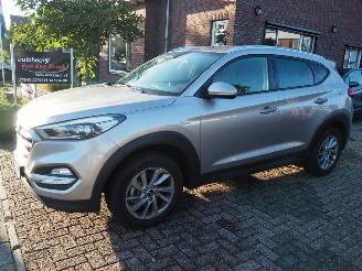 Damaged car Hyundai Tucson 1.6 Gdi Comfort 2016/4