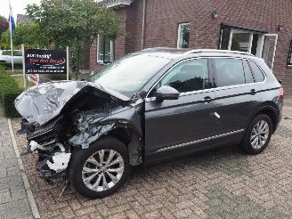 Unfallwagen Volkswagen Tiguan 1.4 TSi Highline DSG 2017/12