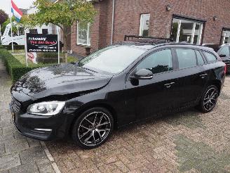 škoda osobní automobily Volvo V-60 2.0 D2 Momentum 2016/9