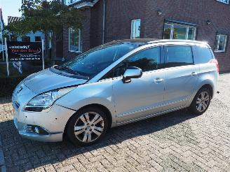 škoda osobní automobily Peugeot 5008 1.6 Thp Executive 7P Automaat 2013/1