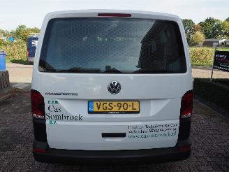 Volkswagen Transporter 2.0 TDi L1H1 DC 5 Persoons picture 5