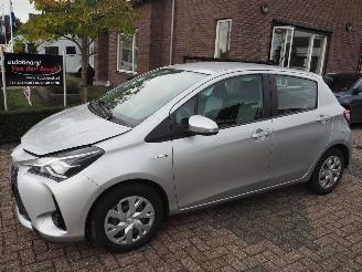 Auto incidentate Toyota Yaris 1.5 Hybrid Active 2019/12