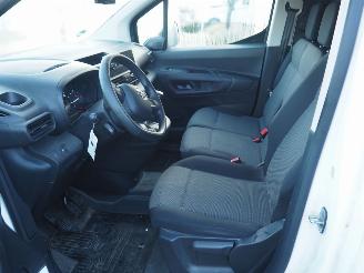 Toyota Proace City 1.5 D-4D Runner Long L2 picture 20
