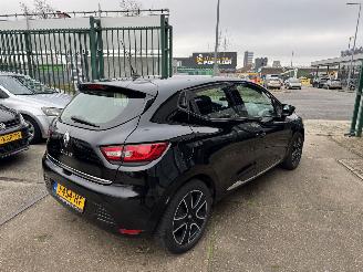 Renault Clio 1.2 16V 54KW AIRCO picture 5