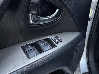 Toyota Avensis 1.8 VVTI Dynamic Airco 108KW picture 15