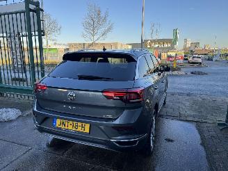 Volkswagen T-Roc 2.0 TSI 4MOTION SPORT 7-DSG 140KW picture 6
