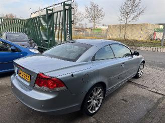 Volvo C-70 2.4 5cilinder Automaat 125kw picture 4