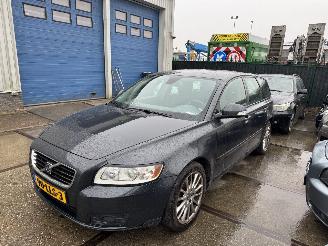 Voiture accidenté Volvo V-50 2.0D Sport 107kw 2010/5