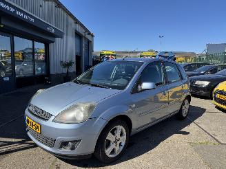 Voiture accidenté Ford Fiesta 1.3 8V AIRCO 5-DEURS 2007/8