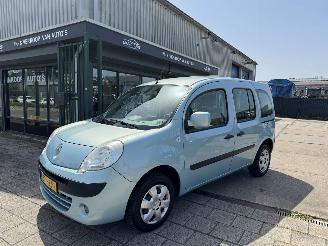 Unfallwagen Renault Kangoo 1.6 16V AIRCO 2009/7