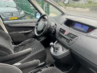 Citroën C4-picasso 1.8 16V AIRCO 7 PERSOONS picture 7