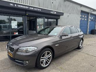krockskadad bil auto BMW 5-serie 523i 150KW AUTOMAAT 2011/2