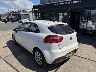 Kia Rio 1.2 63KW AIRCO picture 4