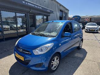 damaged passenger cars Hyundai I-10 1.1 AIRCO 2011/4