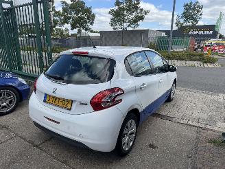Peugeot 208 1.2 VTI AIRCO 5-DEURS picture 3