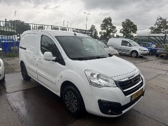 Peugeot Partner 1.6 73KW BlueHDI AIRCO picture 2