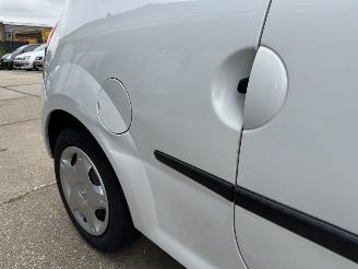 Renault Twingo 1.2 16V AIRCO picture 4