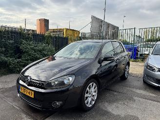 Damaged car Volkswagen Golf 1.4 TSI Highline 118KW 5-DEURS 2012/8
