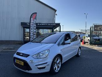 skadebil auto Ford S-Max 2.0 Turbo 176kw S-edition Automaat 7 persoons 2011/2