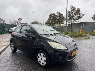 Ford Ka 1.2 51kw Airco 72.000 KM NAP! picture 2