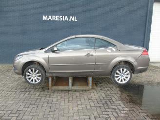 Coche siniestrado Ford Focus Focus 2 C+C, Cabrio, 2006 / 2010 2.0 TDCi 16V 2009/4