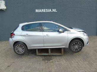 Sloopauto Peugeot 208 208 I (CA/CC/CK/CL), Hatchback, 2012 / 2019 1.2 12V e-THP PureTech 110 2017/2