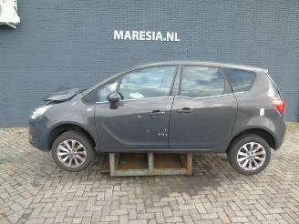 Vrakbiler auto Opel Meriva Meriva (B), MPV, 2010 / 2017 1.4 Turbo 16V ecoFLEX 2014/9