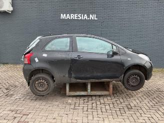 Vrakbiler auto Toyota Yaris Yaris II (P9), Hatchback, 2005 / 2014 1.3 16V VVT-i 2007/1