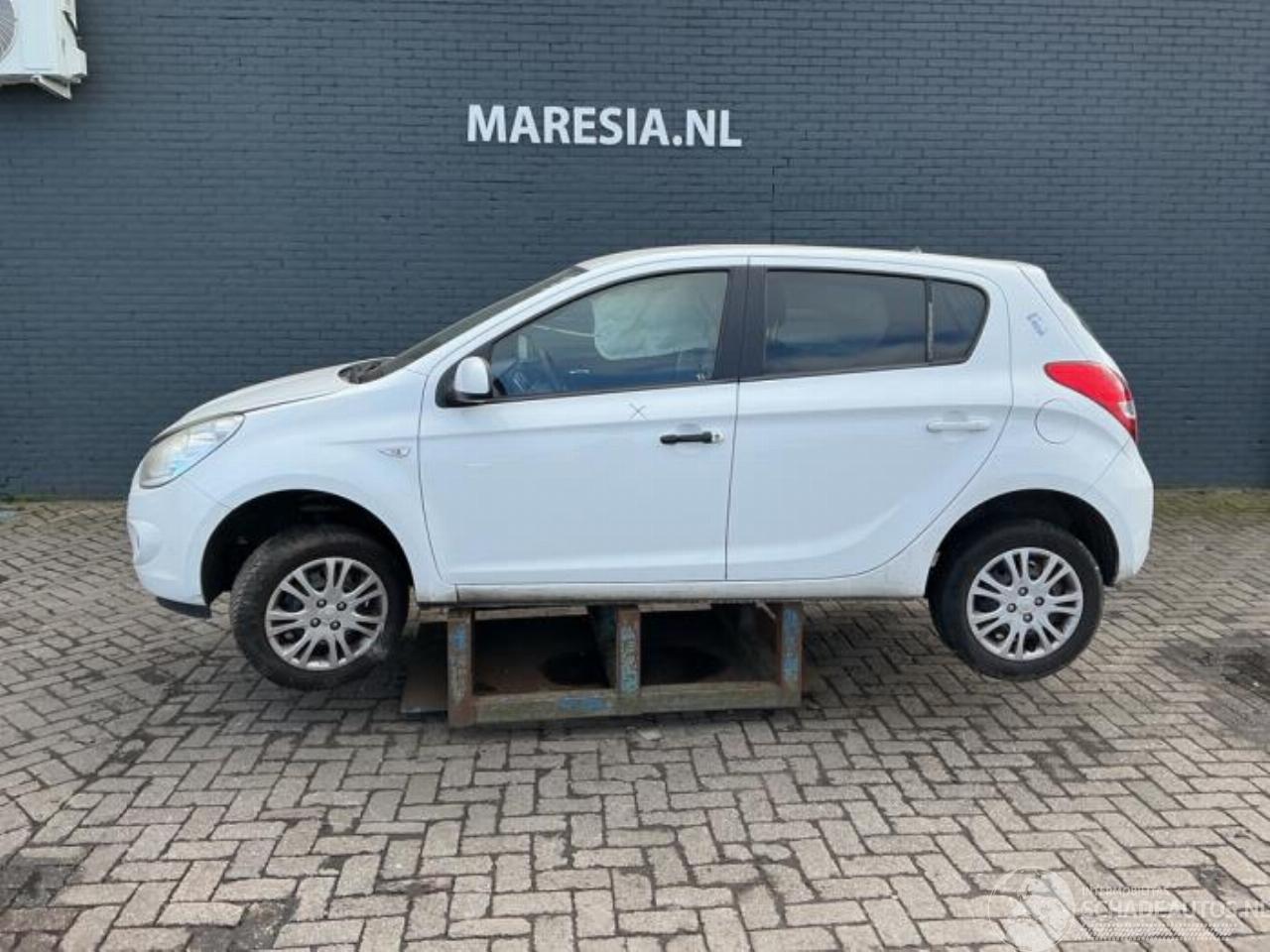 Hyundai I-20 i20, Hatchback, 2008 / 2015 1.2i 16V