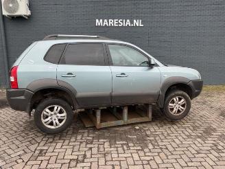 Vrakbiler auto Hyundai Tucson Tucson (JM), SUV, 2004 / 2010 2.0 16V CVVT 4x2 2006/3