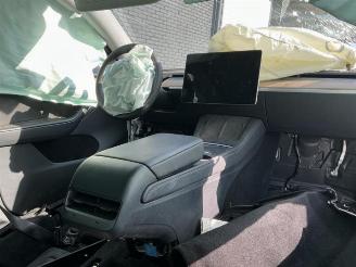 Tesla Model Y Model Y (5YJY), SUV, 2019 / 2025 Long Range,Performance picture 5