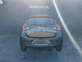 Vrakbiler auto Mazda 2 2 (DJ/DL), Hatchback, 2014 1.5 SkyActiv-G 75 2015/9