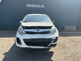 Uttjänta bilar auto Kia Rio Rio III (UB), Hatchback, 2011 / 2017 1.2 CVVT 16V 2015/6