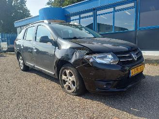 krockskadad bil auto Dacia Logan 0.9 TCe Prestige 2013/11