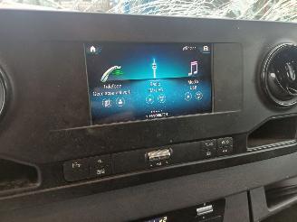 Mercedes Sprinter 315 1.9 CDI L2H2 RWD picture 10