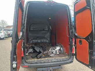 Mercedes Sprinter 315 1.9 CDI L2H2 RWD picture 13