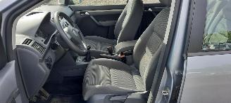 Volkswagen Touran 1.9 tdi picture 6