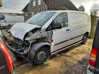 disassembly commercial vehicles Mercedes Vito 109 CDI 2006/7