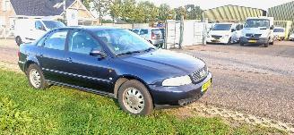 skadebil motor Audi A4  1997/1