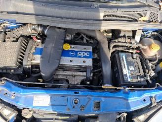 Opel Zafira A OPC 2.0 16V TURBO picture 8