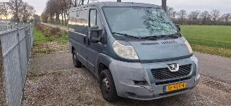skadebil auto Peugeot Boxer 330 2.2 HDI 2007/6