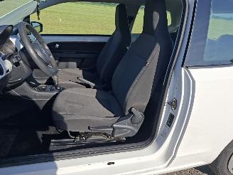 Volkswagen Up! 1.0 12 v picture 5