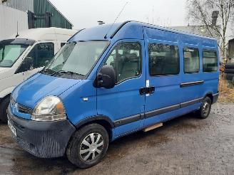 krockskadad bil auto Renault Master 2.5D 2010/10