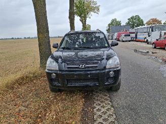 Hyundai Tucson 2.0 CRDI picture 2