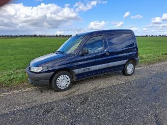 uszkodzony samochody osobowe Citroën Berlingo 1.9D 1998/1