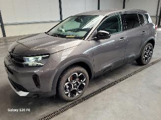 uszkodzony samochody osobowe Citroën C5 Aircross 1.5 HDi 96-KW Automaat BLUE 2024/7