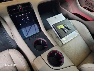 Porsche Taycan Sport Turismo 240-KW 79kwh Automaat picture 22
